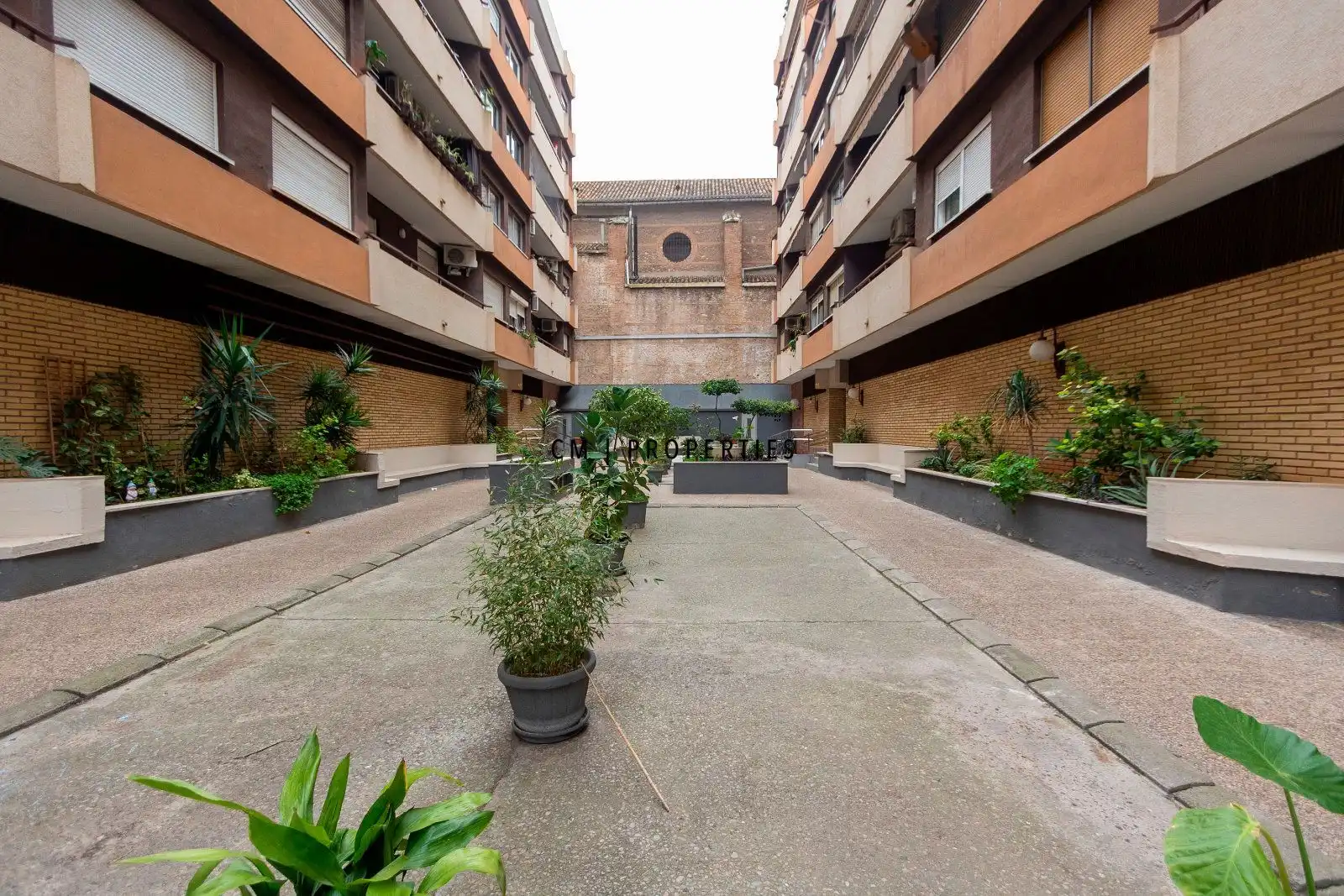 Piso de alquiler en Aben Al Abbar, Albors