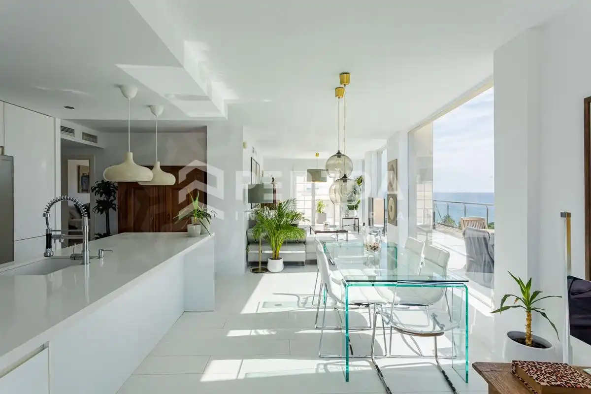 Comedor de Ático en venta en Roquetas de Mar con Aire acondicionado, Terraza y Piscina comunitaria