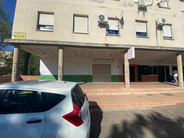 Local comercial en venda a Cerro de Reyes