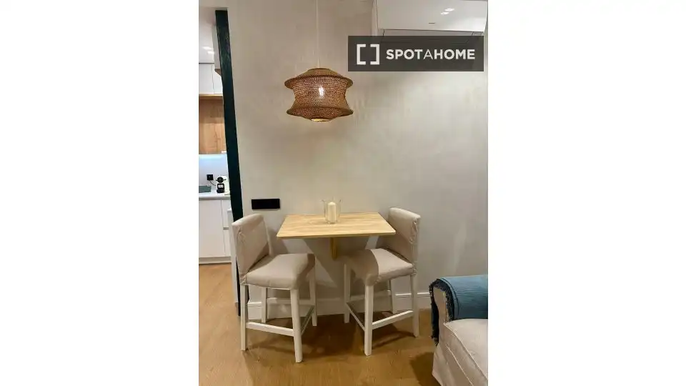 Flat to rent in Centro, imagen 8