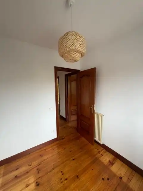 Pis de lloguer a Buztintxulo Kalea, Intxaurrondo
