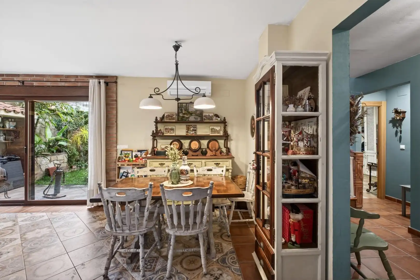 Dining room of Houses for sale in Málaga  with Air Conditioner, Heating and Private garden