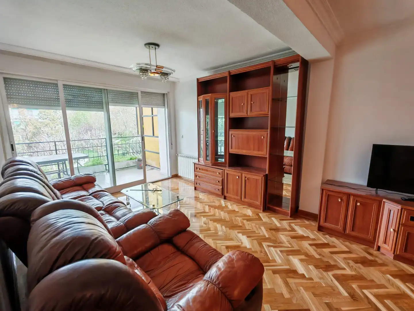 Living room of Flat for sale in Móstoles  with Heating, Parquet flooring and Terrace