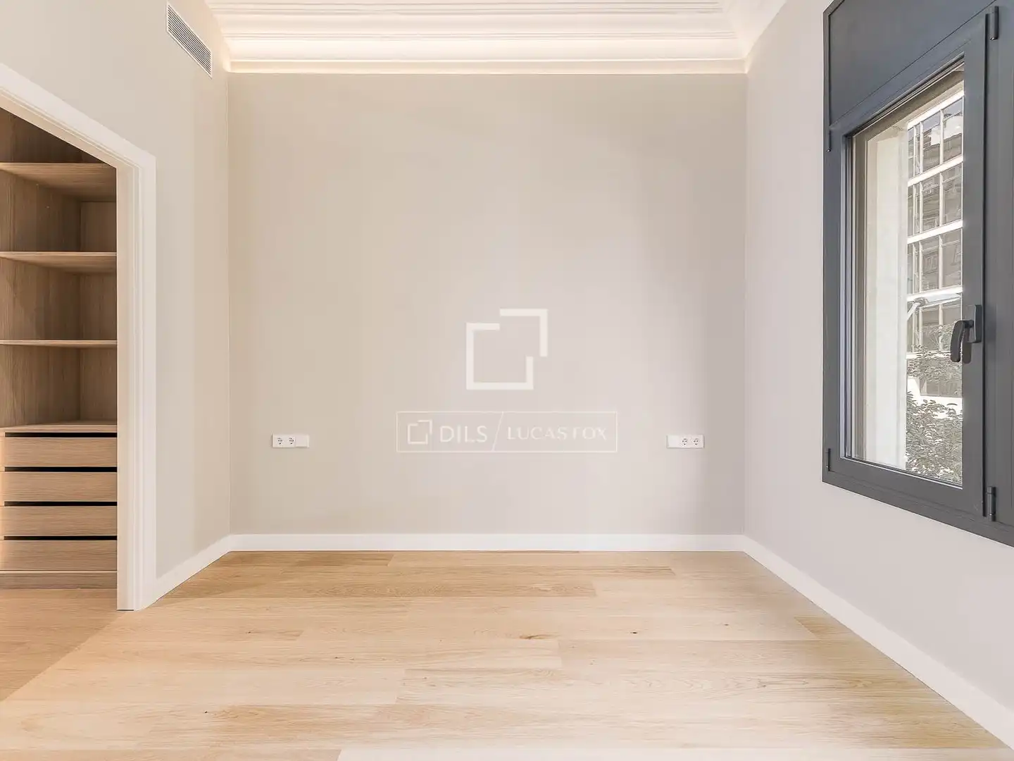 Piso en venta en Barcelona con Aire acondicionado, Calefacción y Terraza