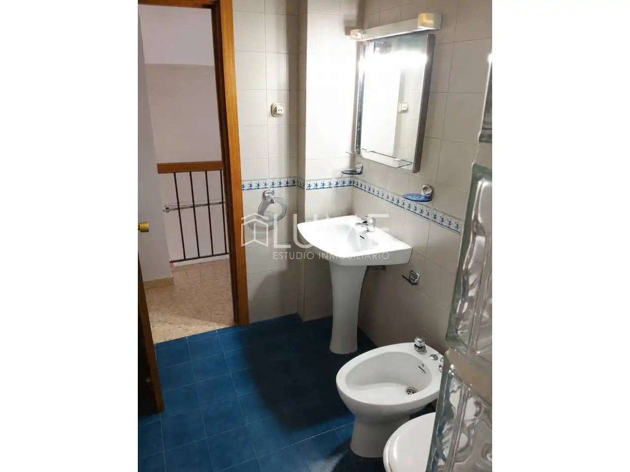 Bathroom of Houses for sale in Sevilla  with Air Conditioner and Community pool