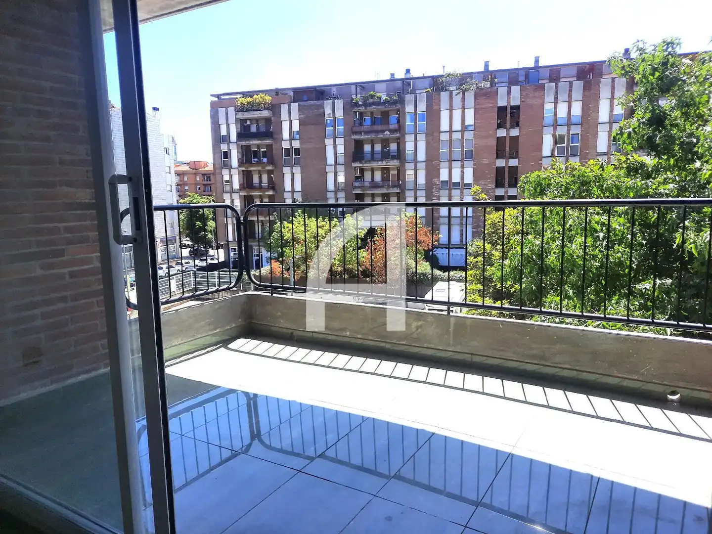 Terrassa de Pis de lloguer en Girona amb Calefacció, Terrassa i Piscina