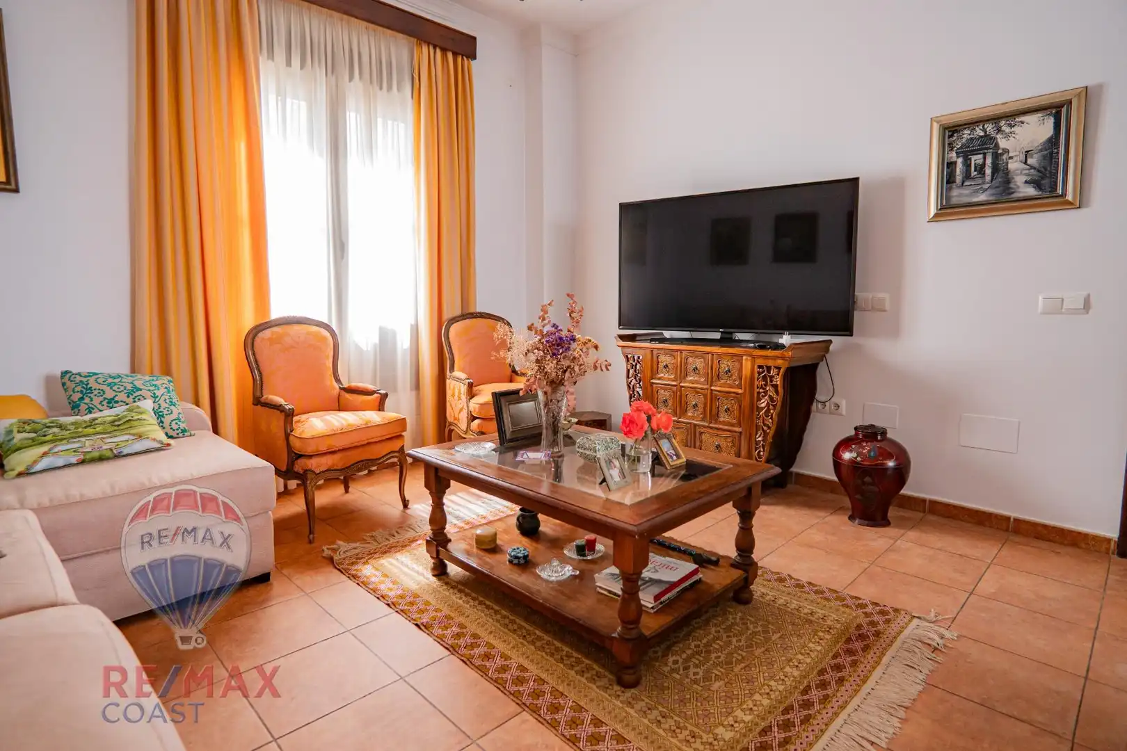 Sala d'estar de Finca rústica en venda en Serrato