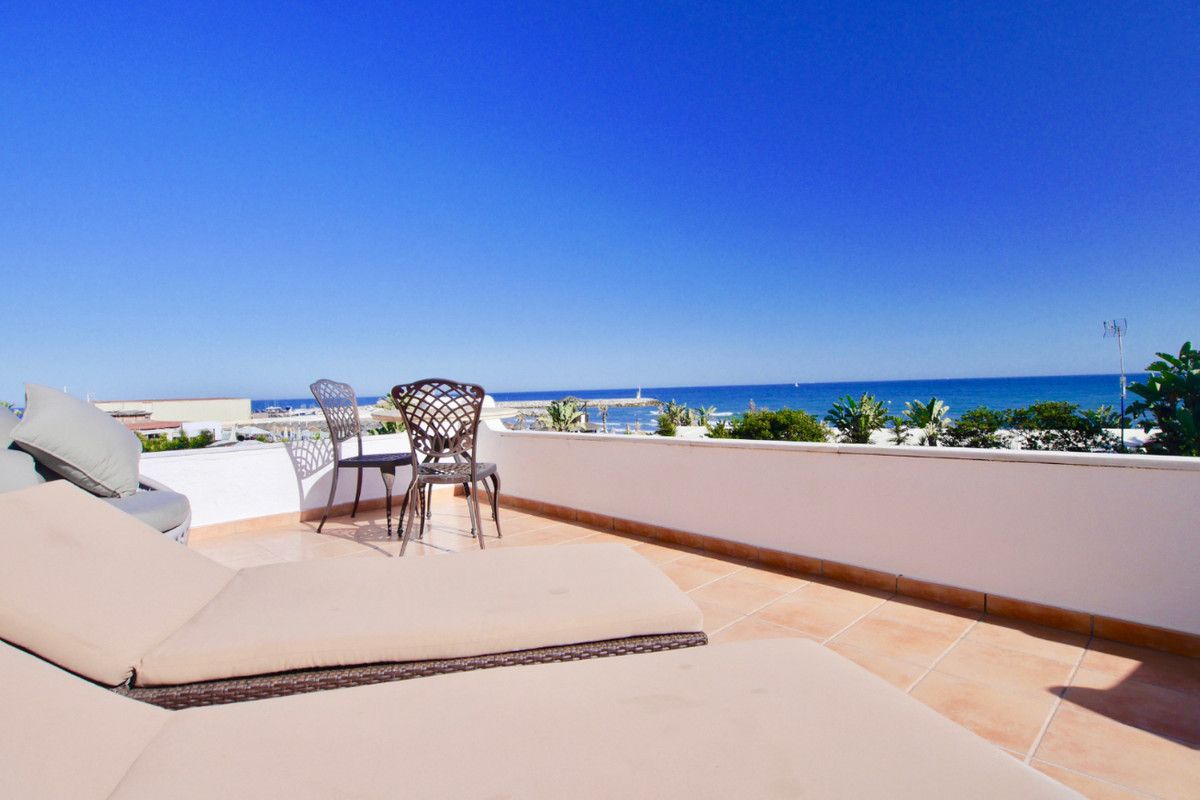 Terrace of Attic for sale in Marbella  with Air Conditioner, Terrace and Community pool
