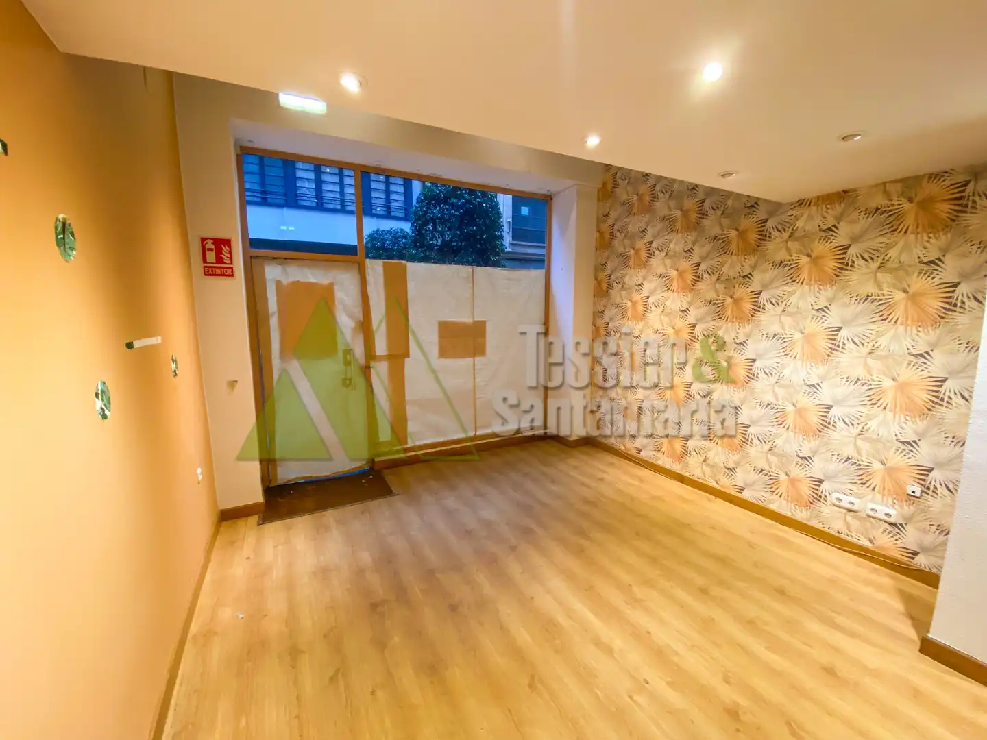 Gewerbefläche zur Miete in Calle Menéndez Valdés, imagen 3