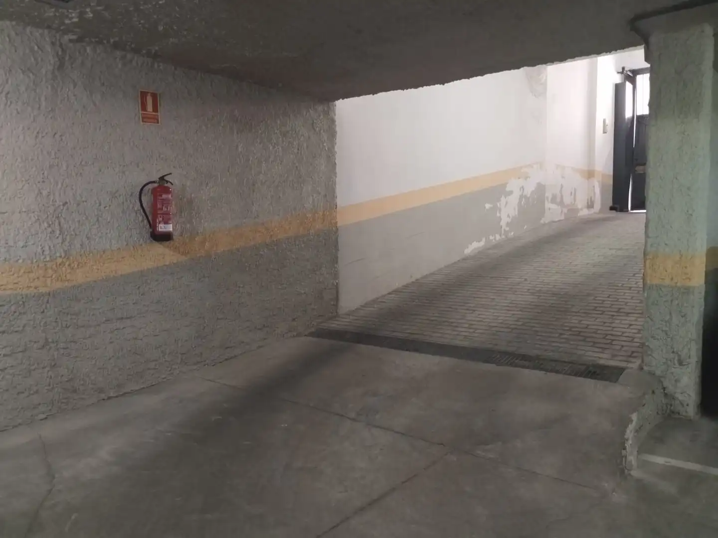 Parkplatz von Garage zum Verkauf in Madrid