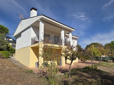 Xalet en venda a El Casar