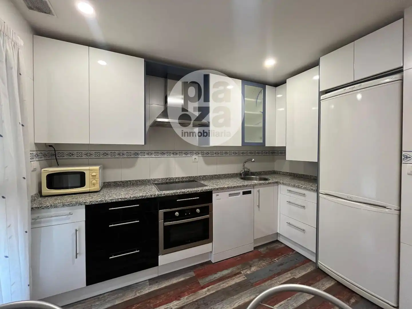 Küche von Wohnung zur Miete in Burgos mit Heizung, Terrasse und Möbliert