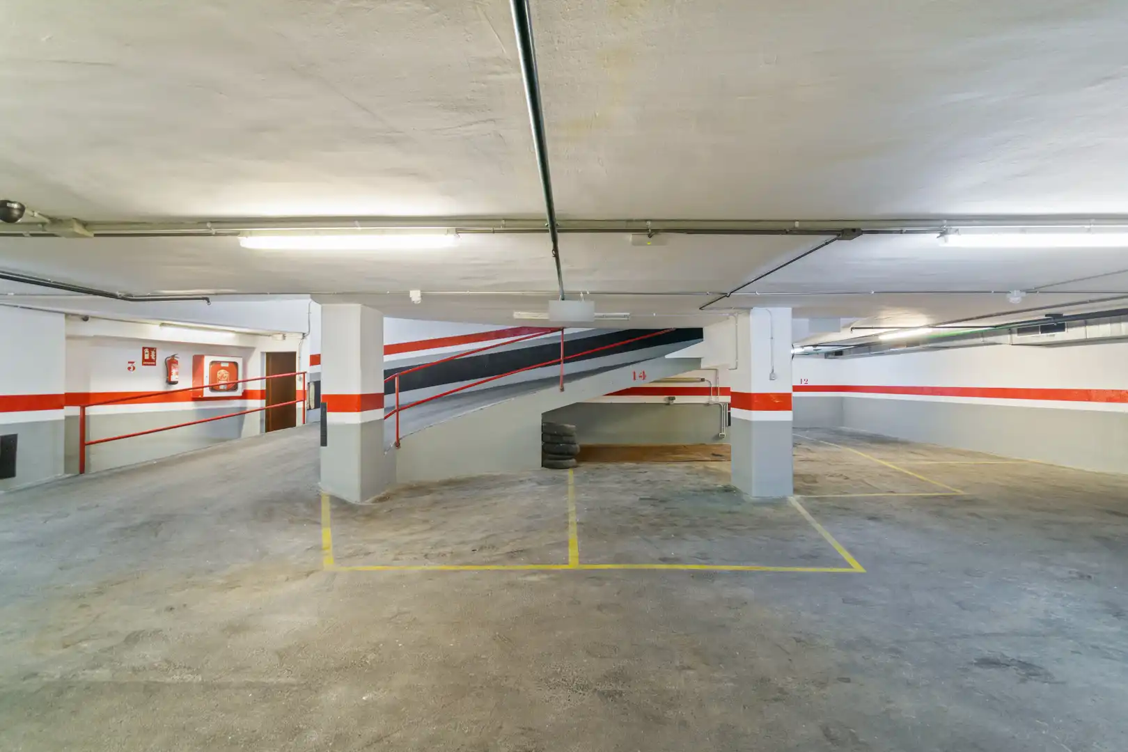 Individuel avec ascenseur à vendre à Carrer de la Lluna 11, imagen 36