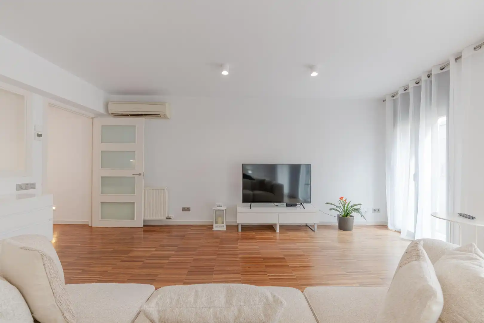 Flat with lift to rent in Carrer HORTES, imagen 2