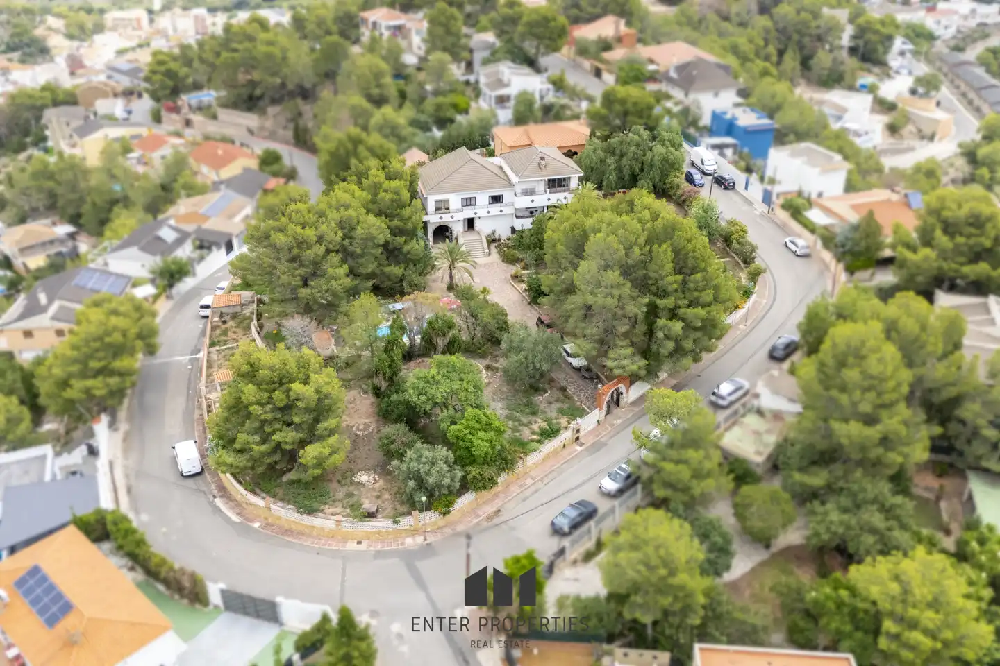 Villa avec piscine à vendre à Gilet, imagen 2