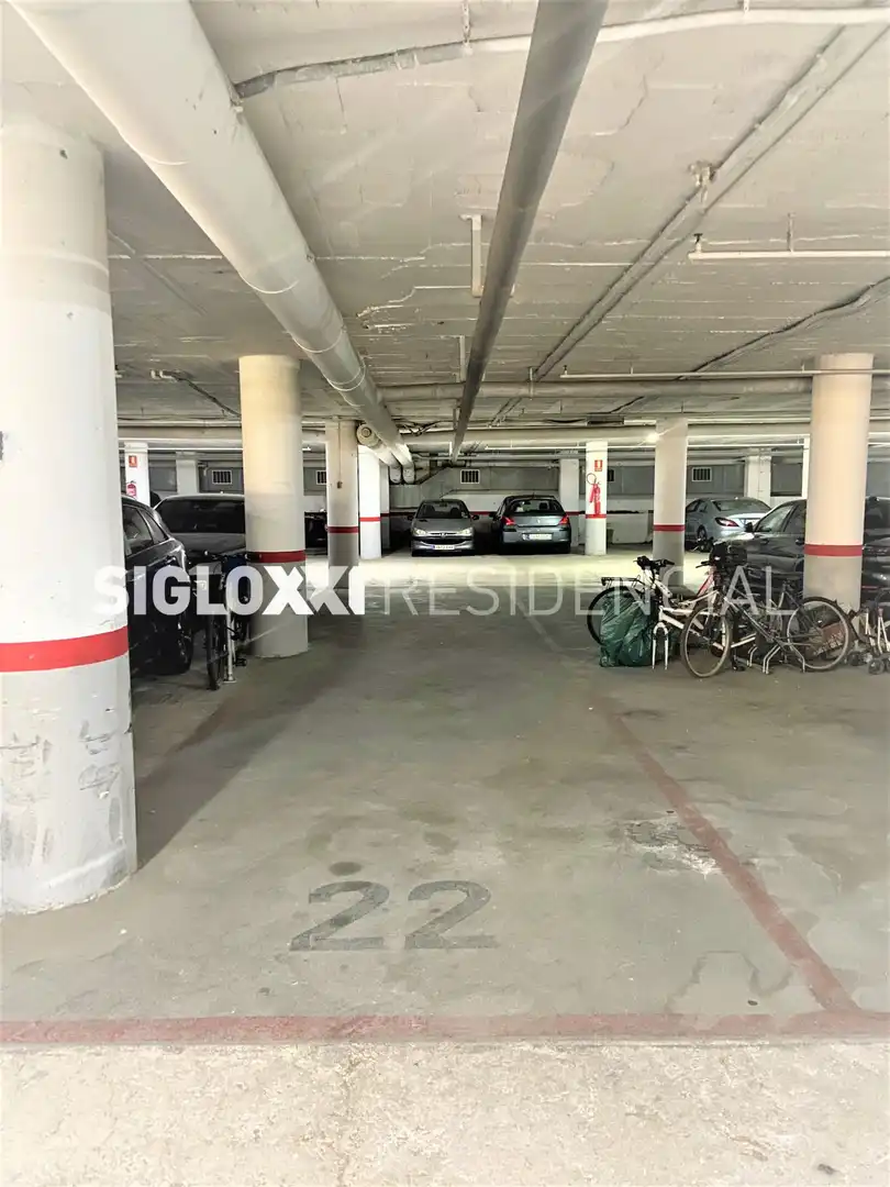 Parkplatz von Garage zum Verkauf in Barcelona