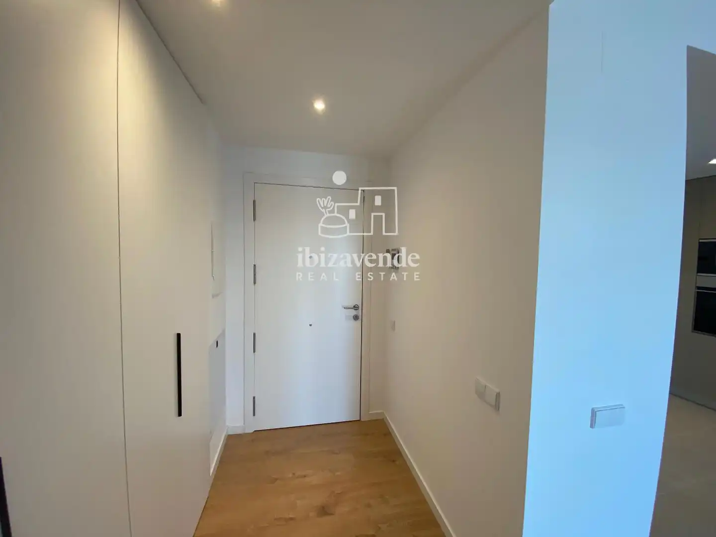 Wohnung zur Miete in Santa Eulària des Riu mit Klimaanlage, Heizung und Terrasse