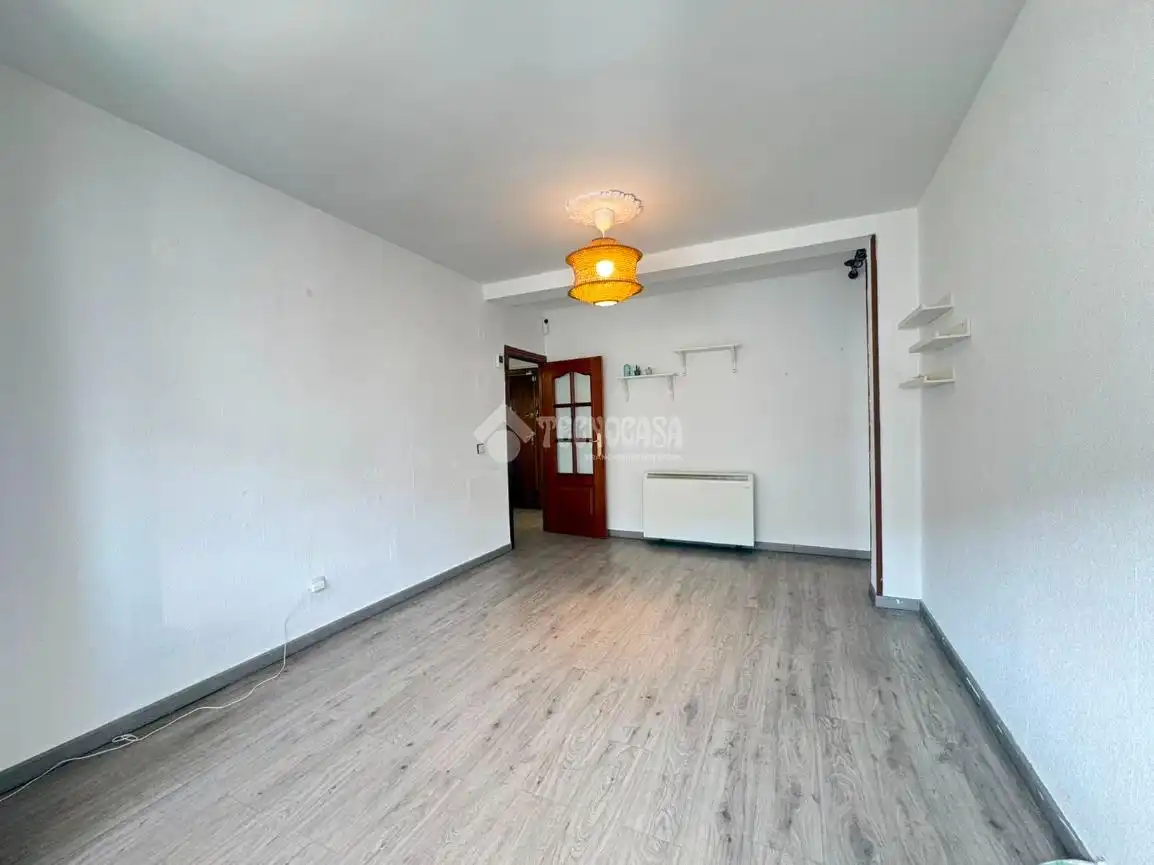 Sala d'estar de Pis de lloguer en Getafe amb Calefacció
