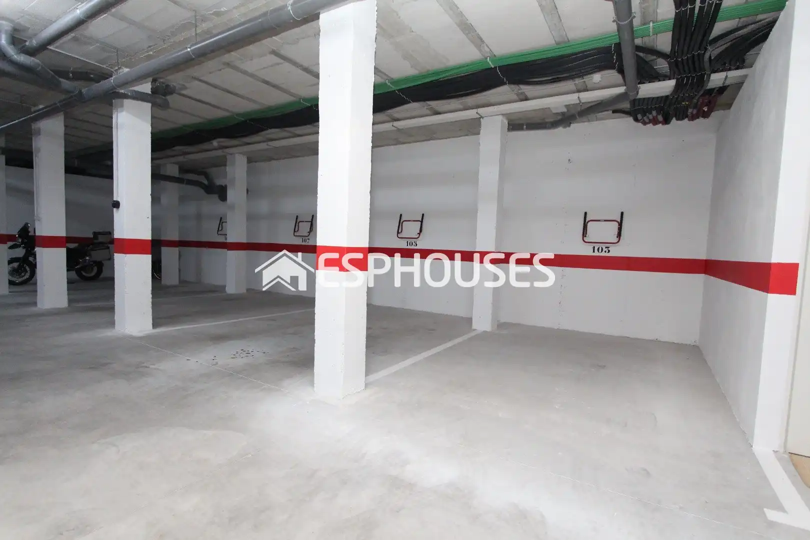 Bajo con terraza en venta en El Raso, imagen 36