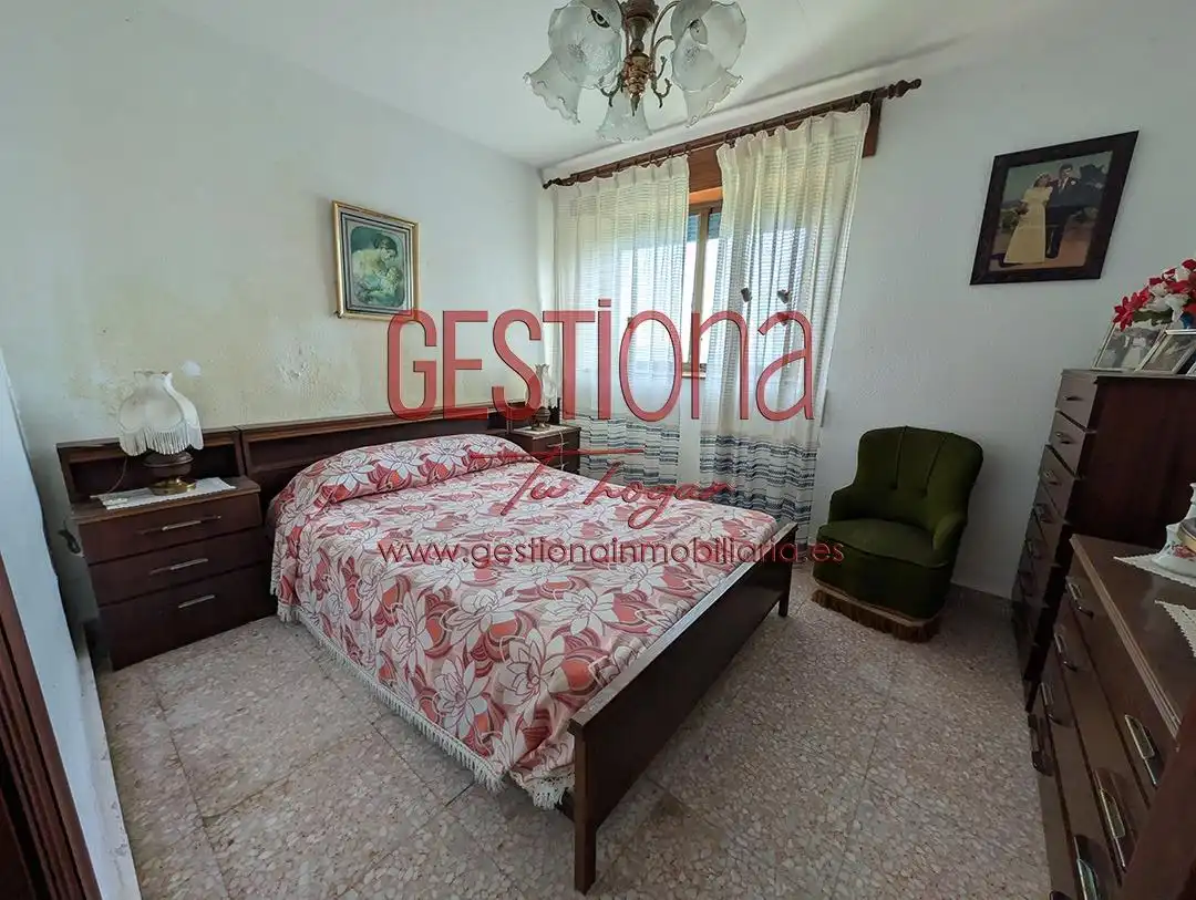 Schlafzimmer von Country house zum Verkauf in Bareyo mit Privatgarten, Terrasse und Balkon