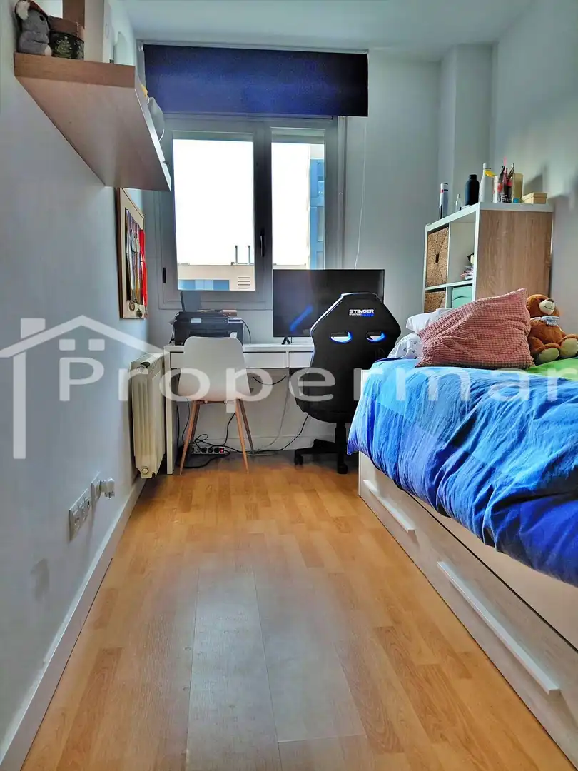 Habitación de Ático en venta en Parets del Vallès con Aire acondicionado, Calefacción y Terraza