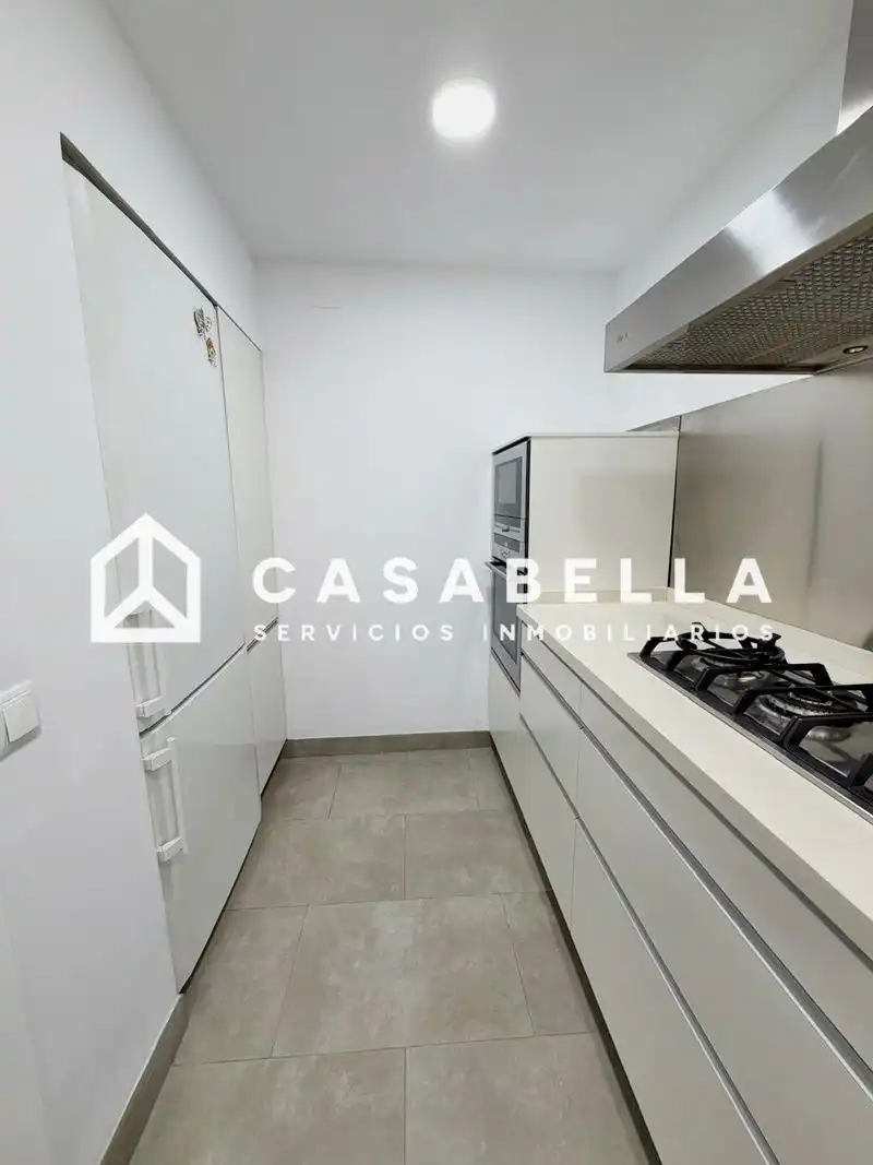 Cocina de Piso de alquiler en Valencia con Aire acondicionado, Calefacción y Trastero