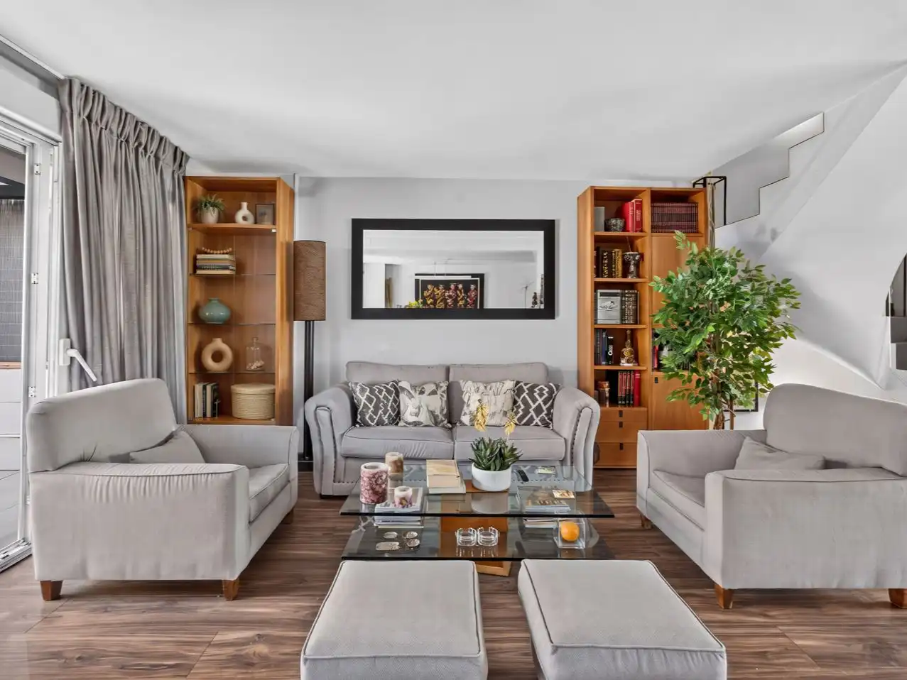 Sala d'estar de Casa o xalet en venda en Moncloa - Aravaca