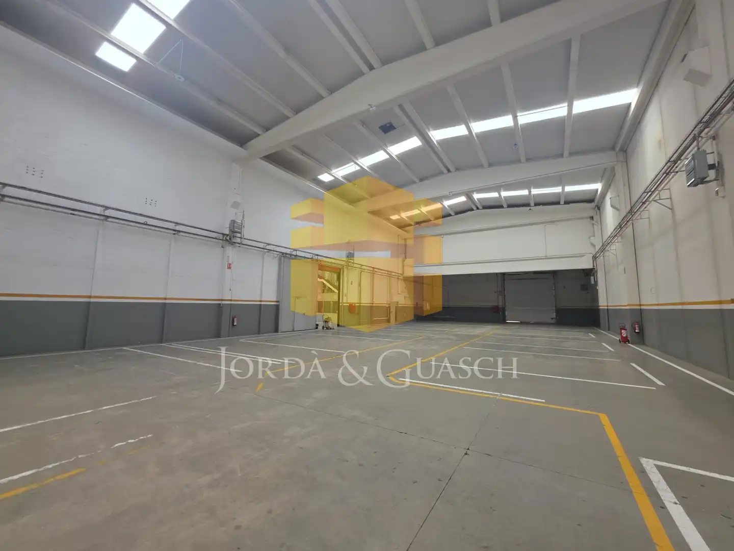 Nave industrial en venta en Carrer de València, 53, Ca n'Oriol