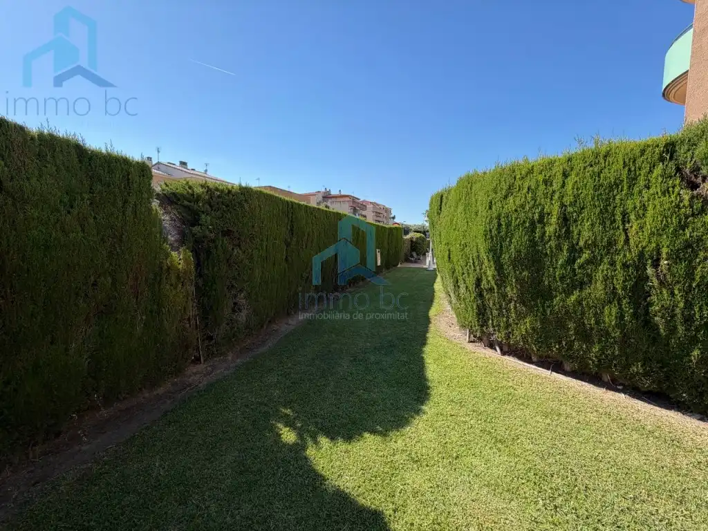 Jardí de Planta baixa en venda en La Pobla de Montornès  