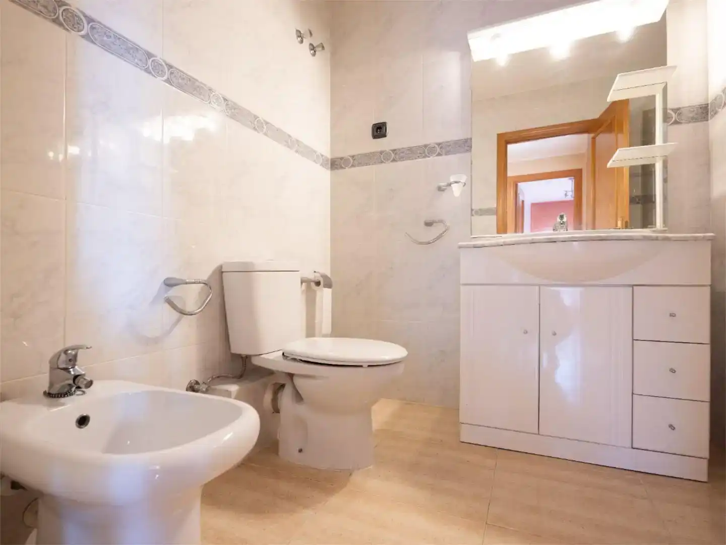 Baño de Piso en venta en Terrassa con Aire acondicionado y Balcón