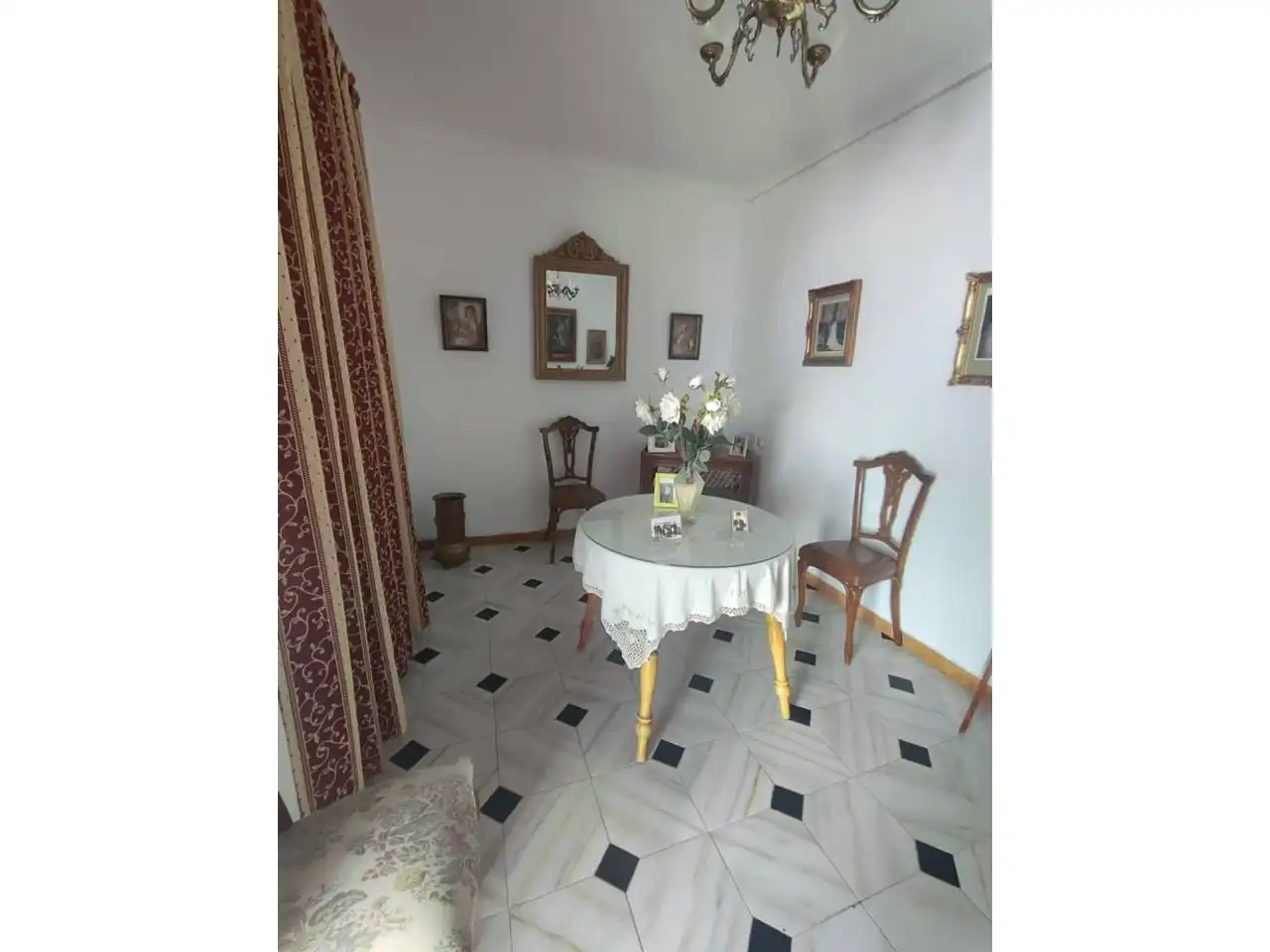 Comedor de Piso en venta en Espejo con Aire acondicionado