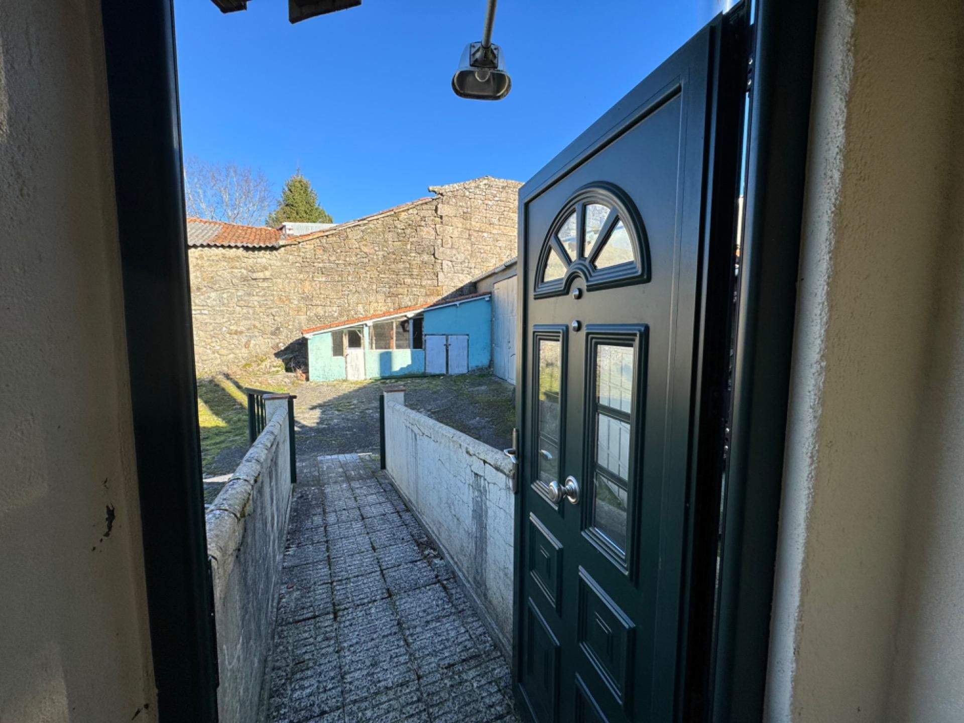 Vista exterior de Casa o chalet en venta en Montederramo con Calefacción, Jardín privado y Terraza