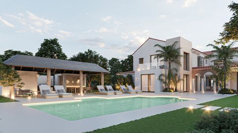 Exclusiva villa de lujo con completas instalaciones de ocio, amplios espacios y máxima privacidad junto al campo de golf.