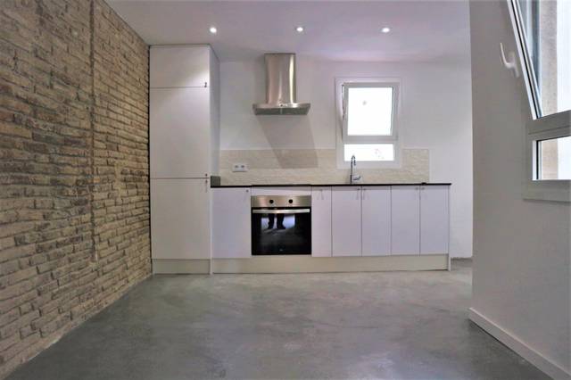 Piso en Venta en Carrer de SANT BARTOMEU en El Raval