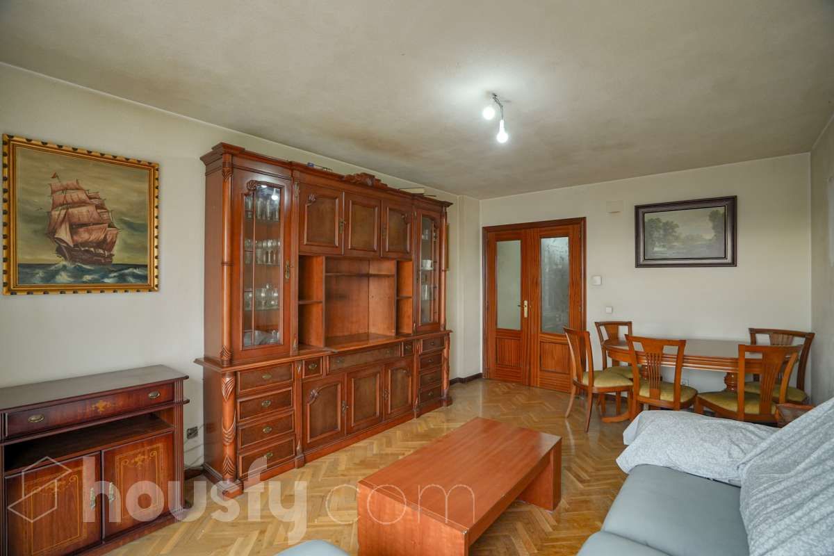 Sala d'estar de Pis en venda en Móstoles amb Calefacció i Terrassa