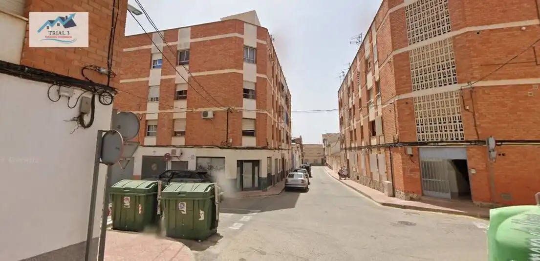 Vista exterior de Local en venta en Alhama de Murcia