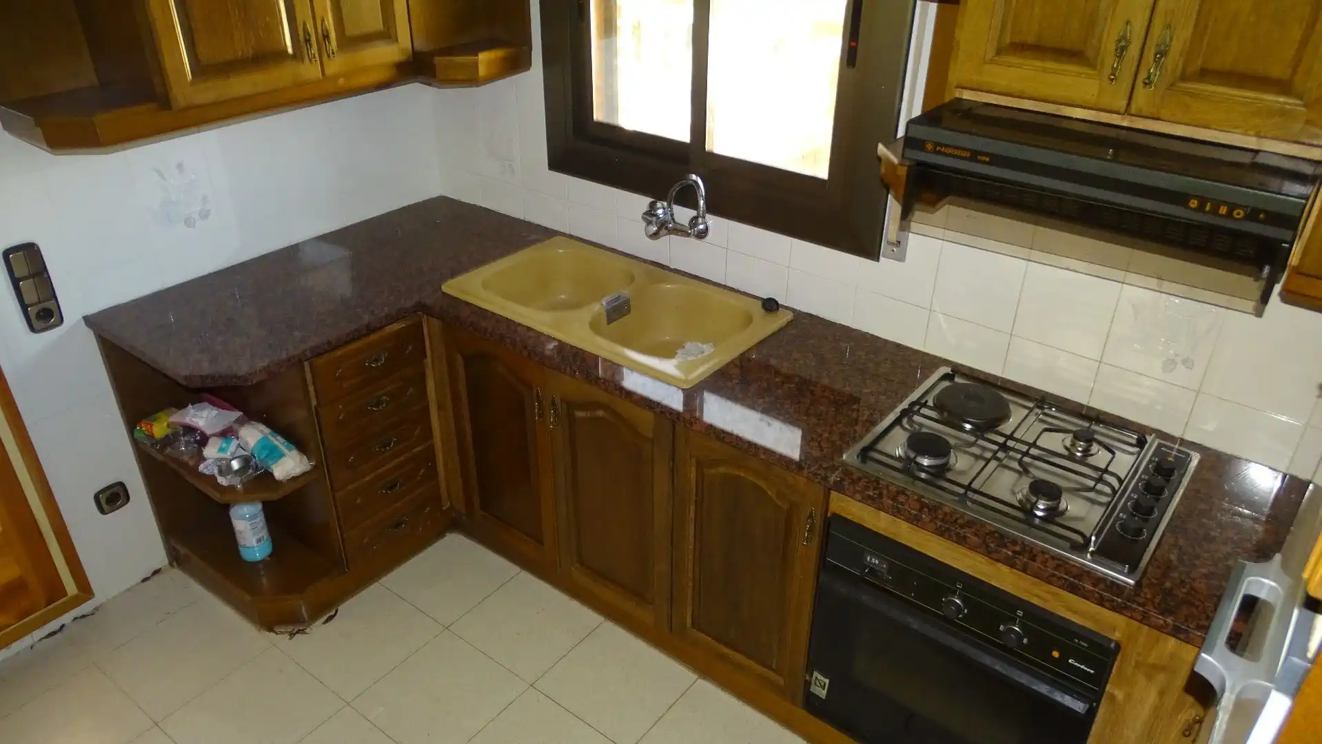 Cuina de Casa o xalet en venda en Olivella amb Calefacció, Jardí privat i Terrassa
