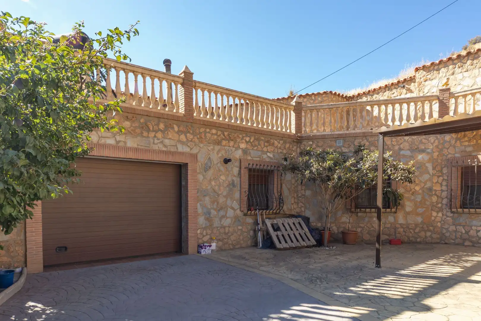 Exterior view of Country homes for sale in Guadix  with Terrace, Storage room and Furnished