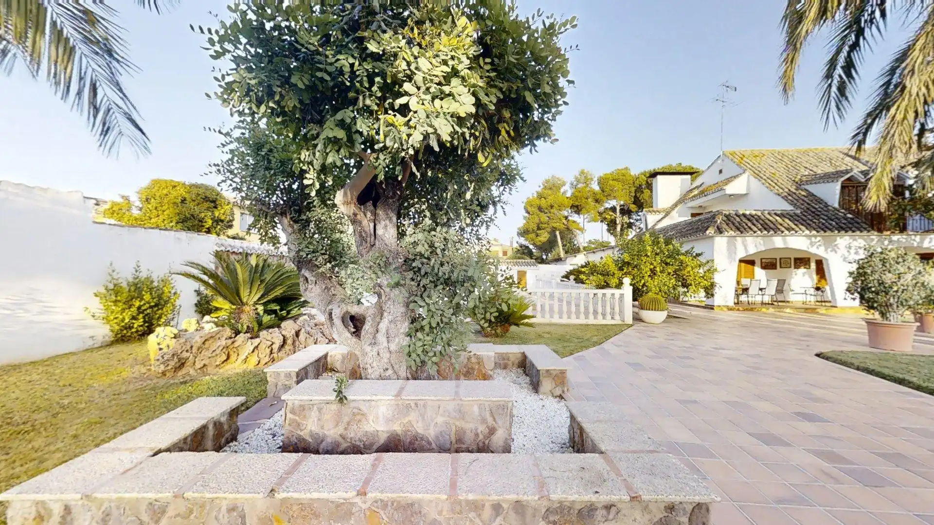 Jardí de Casa o xalet en venda en L'Eliana amb Aire condicionat, Calefacció i Jardí privat