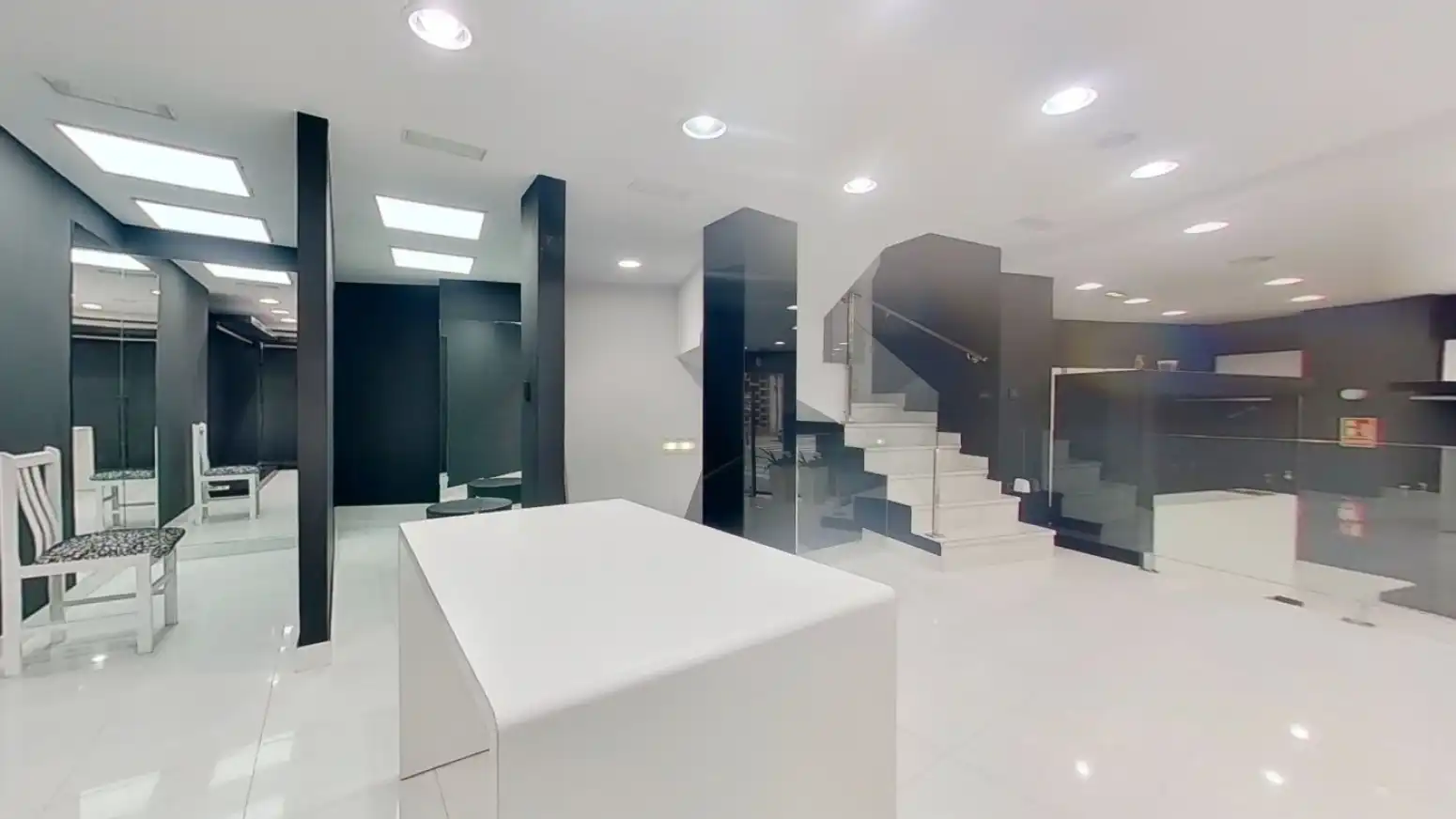 Commercial properties for rent in Torrelavega   with Air Conditioner