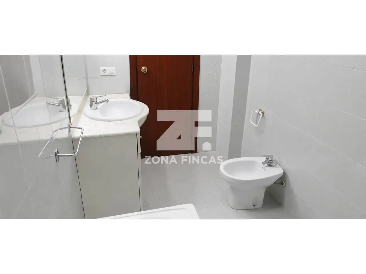 Baño de Piso en venta en Pineda de Mar con Amueblado