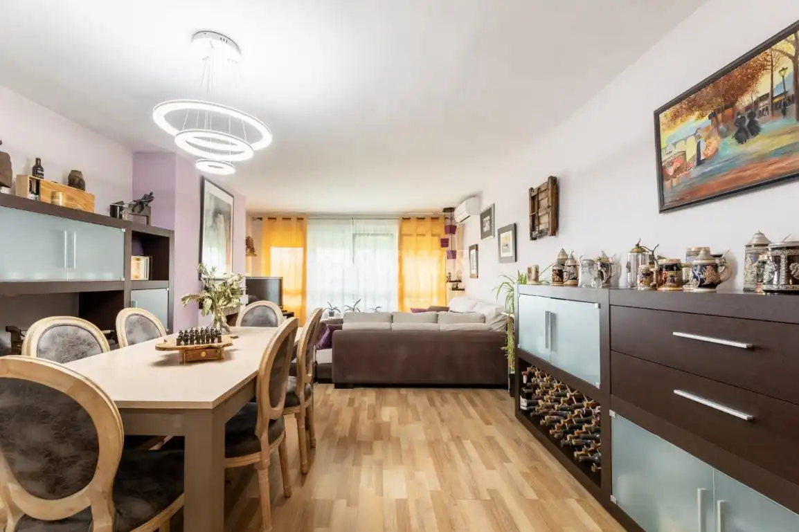 Wohnzimmer von Wohnung zum Verkauf in Hoyo de Manzanares mit Klimaanlage, Heizung und Gemeinschaftspool