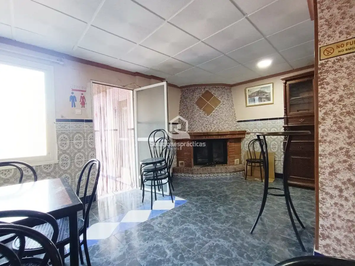 Houses for sale in Martos  with Air Conditioner and Terrace