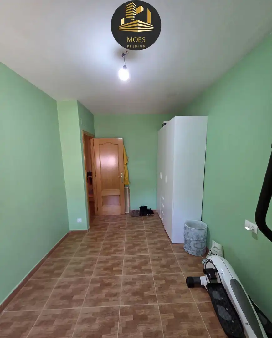 Bedroom of Flat for sale in Mengíbar  with Air Conditioner, Terrace and Storage room
