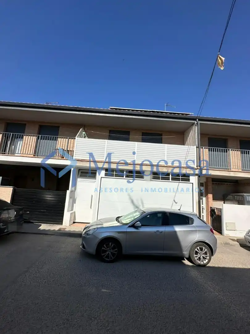 Vista exterior de Casa o chalet en venta en Villaconejos con Aire acondicionado, Calefacción y Terraza