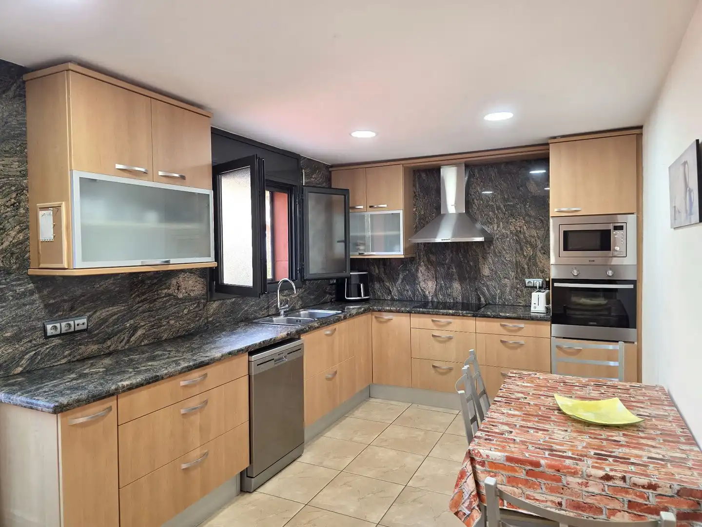 Kitchen of Houses for sale in El Vendrell  with Air Conditioner, Heating and Private garden