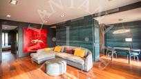 Living room of Flat for sale in  Barcelona Capital  with Air Conditioner, Heating and Parquet flooring