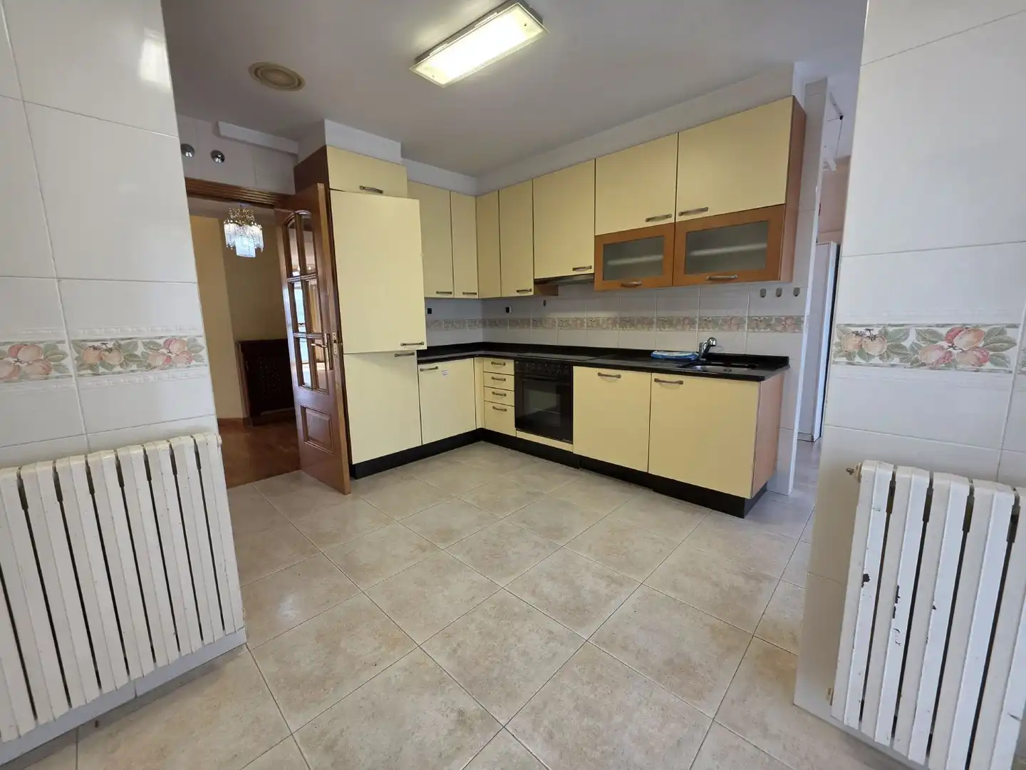 Cocina de Piso en venta en A Coruña Capital  con Calefacción, Terraza y Trastero