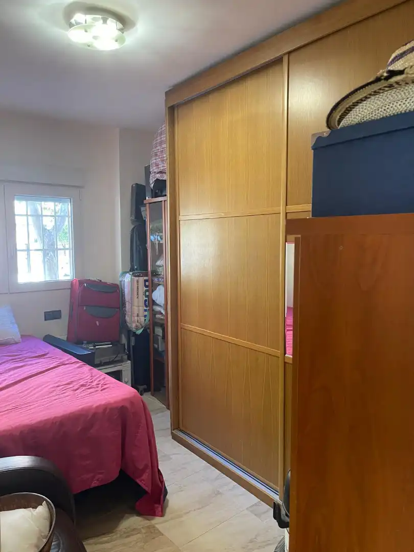 Habitación de Piso en venta en Granada con Aire acondicionado