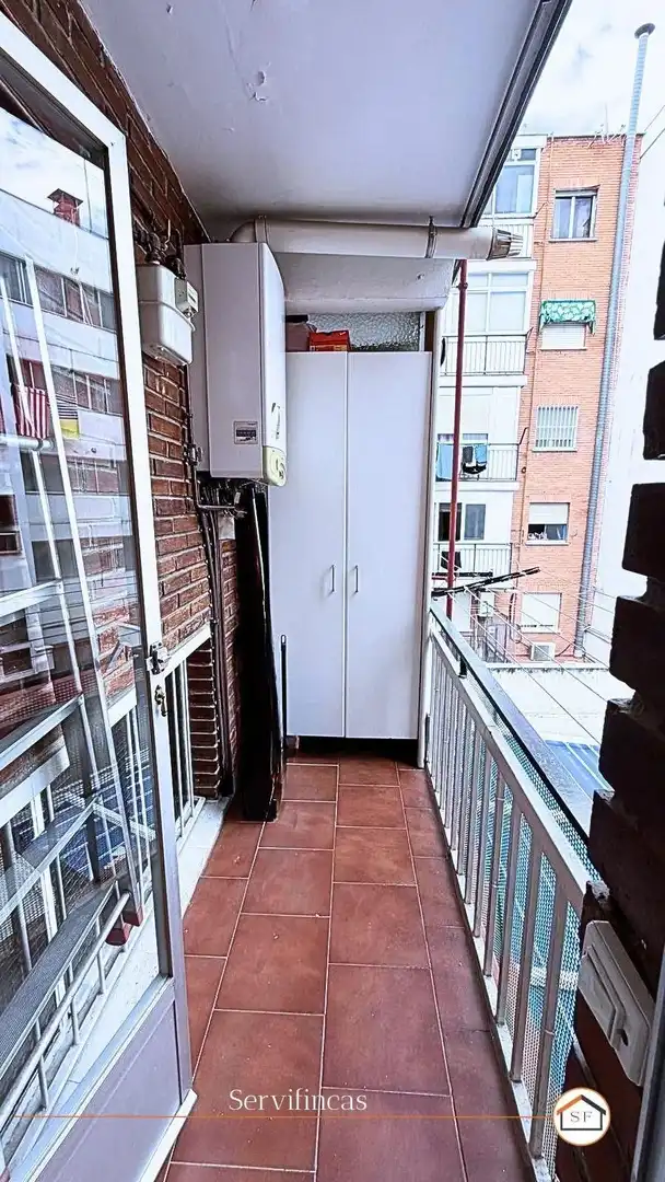 Balcony of Flat for sale in Madrid  with Air Conditioner, Heating and Parquet flooring